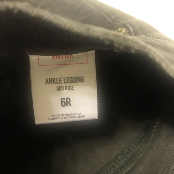 Express Mid Rise Stretch Jeggings - Picture 4 of 4